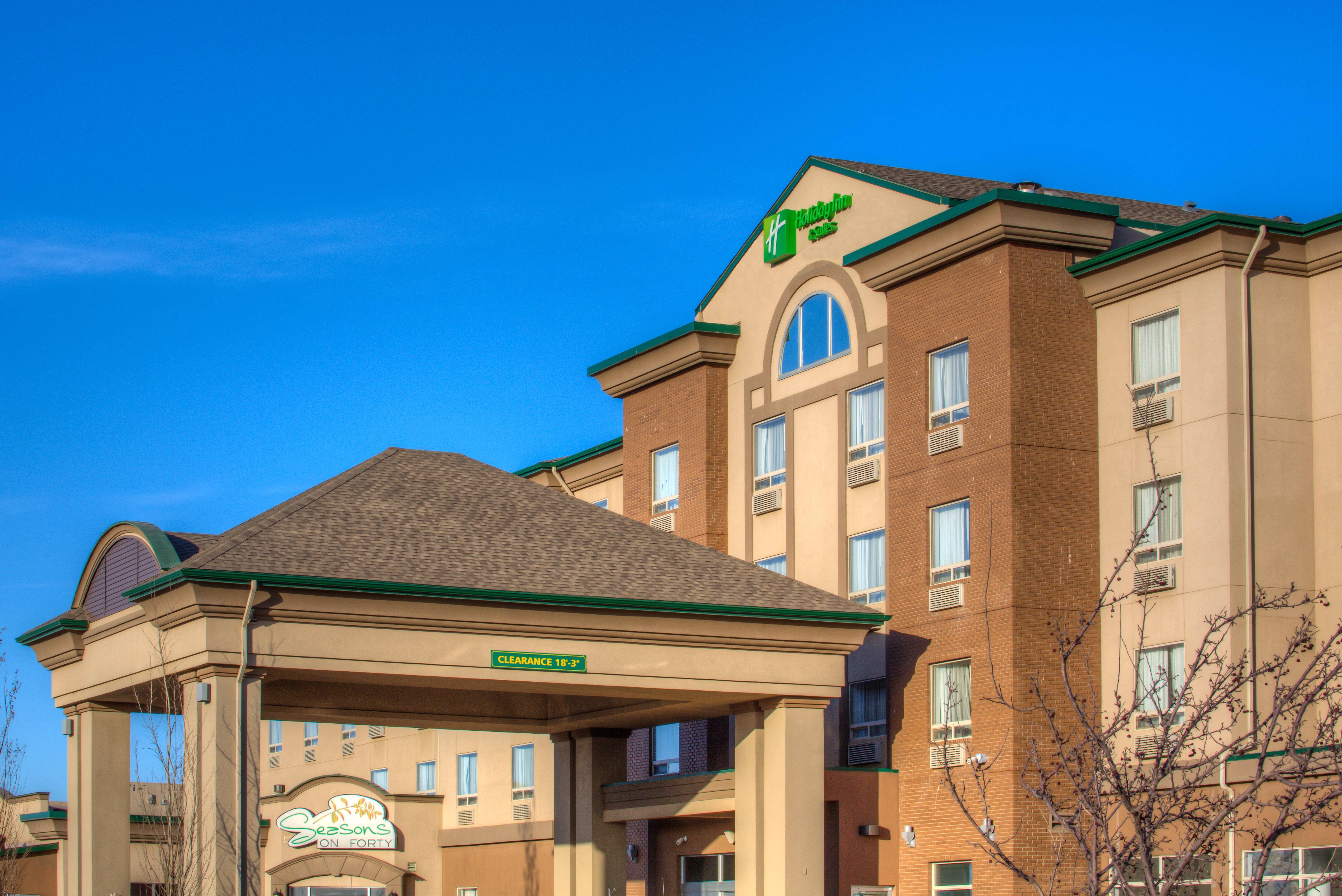 Holiday Inn & Suites Grande Prairie By Ihg Exterior foto